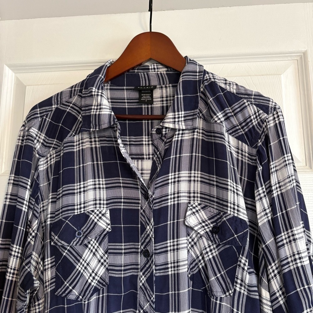 Torrid Navy & White Plaid Challis Camp Button Down Shirt With Collar Size 2X - Picture 11 of 12
